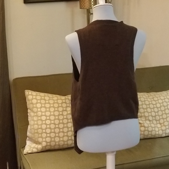 NWT Abercrombie & Finch cardigan sweater vest - Picture 4 of 6